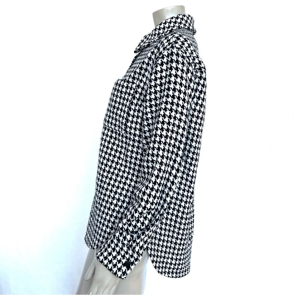 WAYF Women’s Houndstooth Shirt, Jacket - Picture 3 of 16